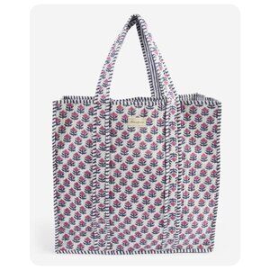 NWT Strawflower Shea Quilted Block Print Tote Bag
